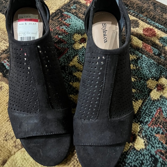 Style & Co opened toe heel - Picture 1 of 3